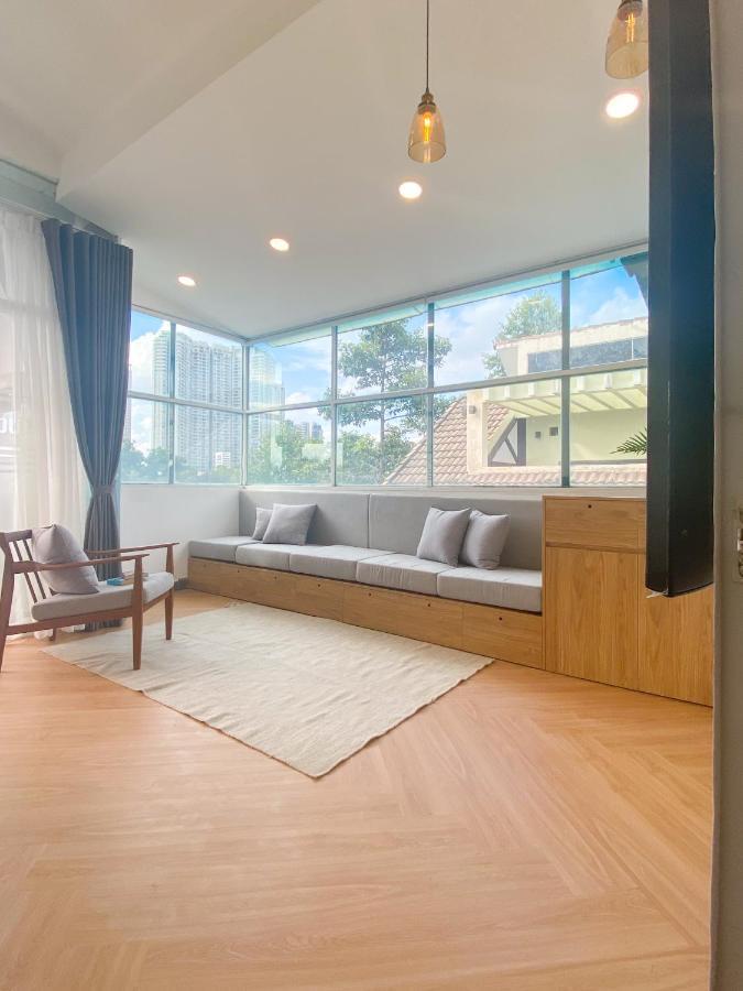 Apartment Zeus Living - In An Phu *