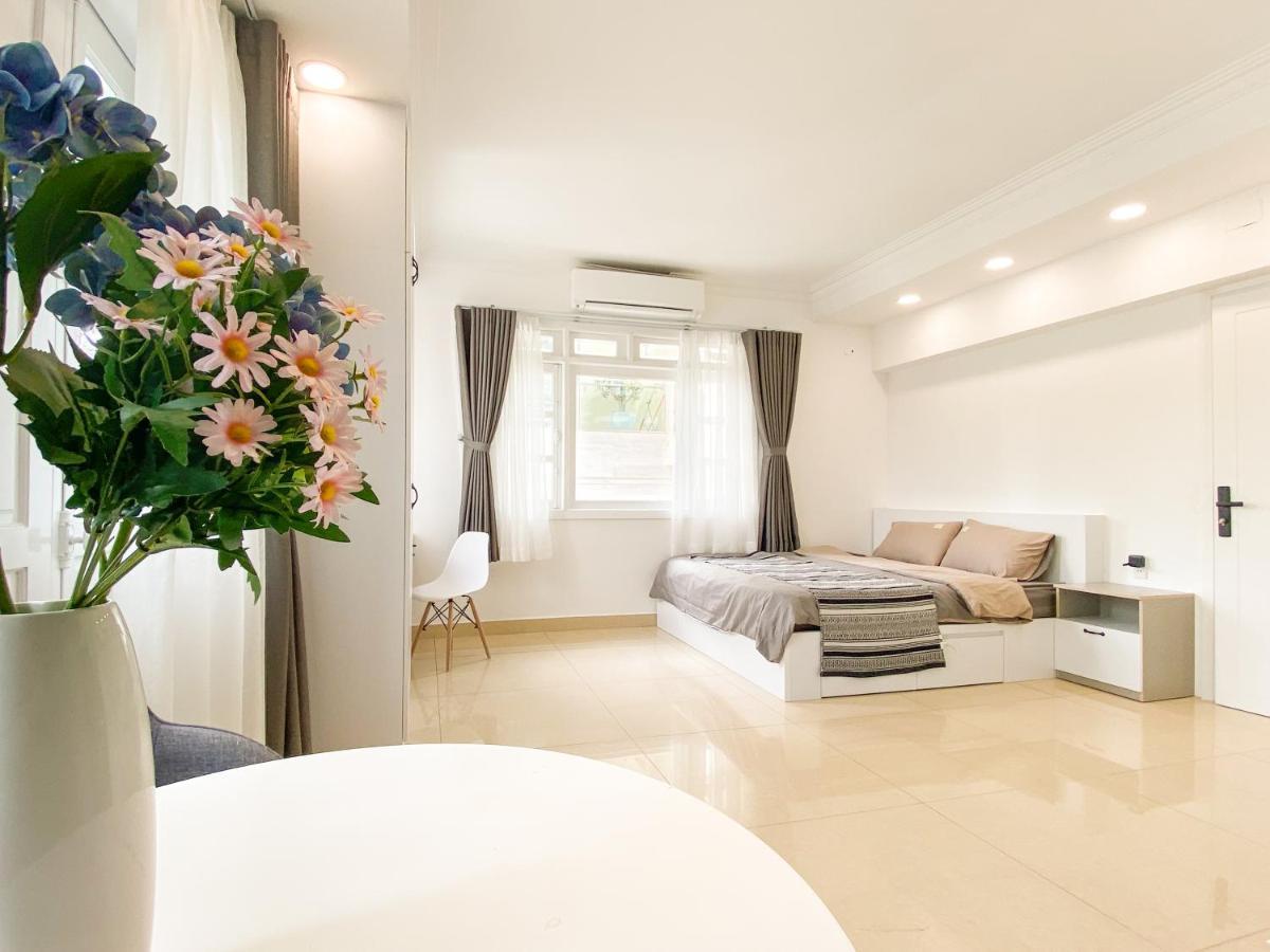 Zeus Living - In An Phu Apartment *