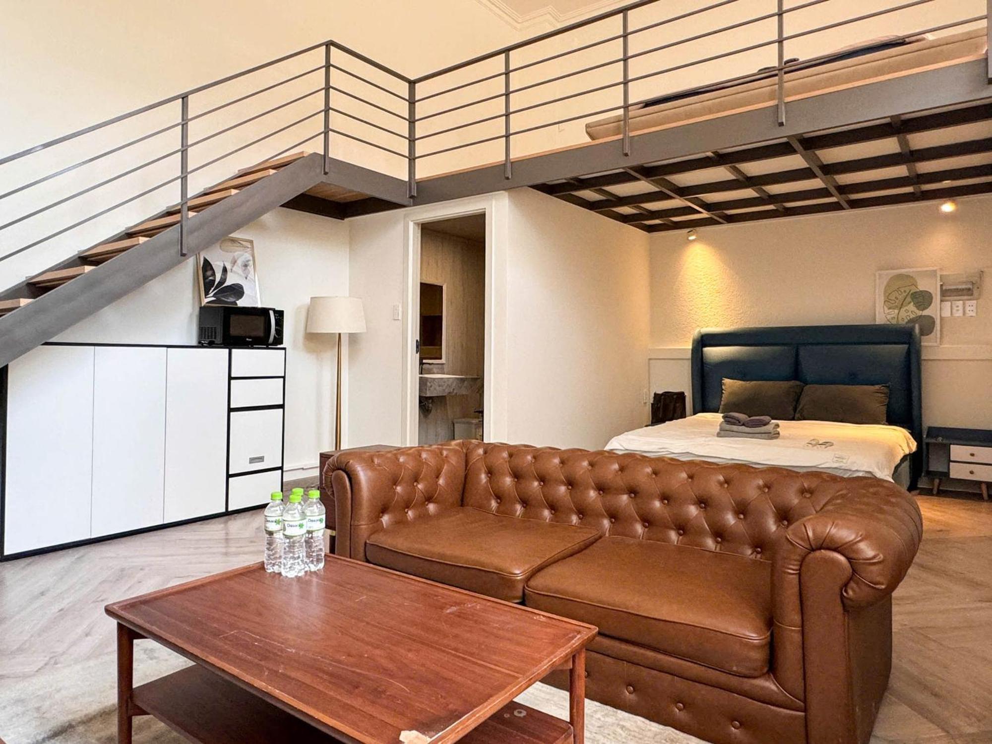 Zeus Living - In An Phu Apartment *